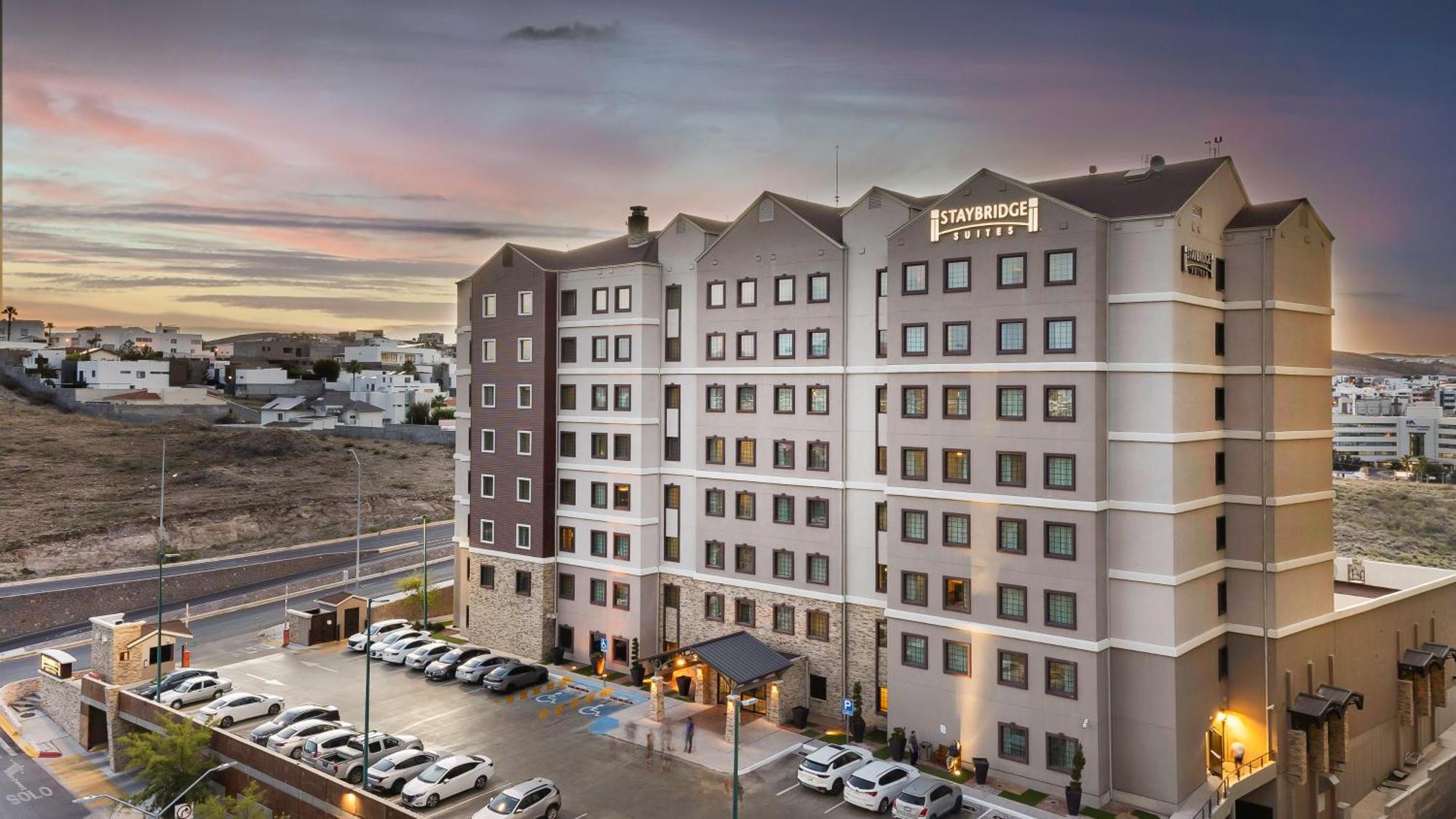 Staybridge Suites Chihuahua By Ihg Eksteriør billede